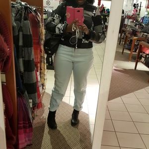 Meet your Posher, Latoya